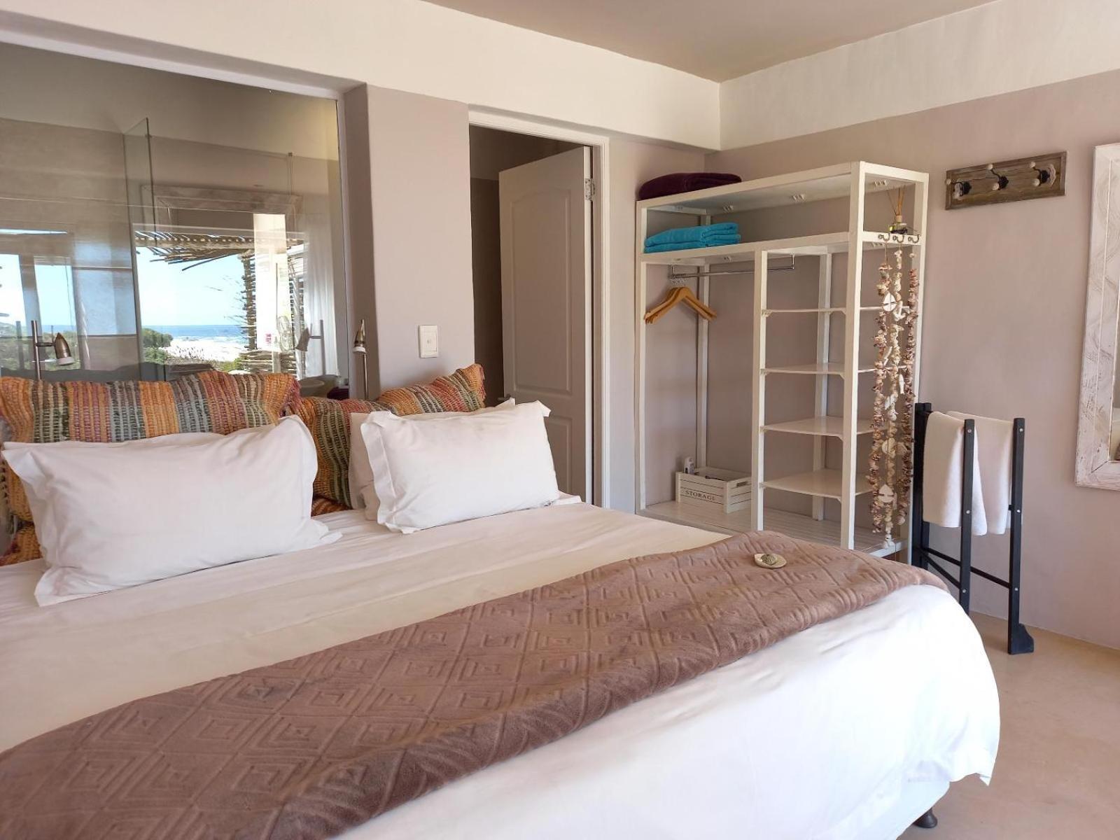 Absolute Beach Accommodation Stompneusbaai Номер фото
